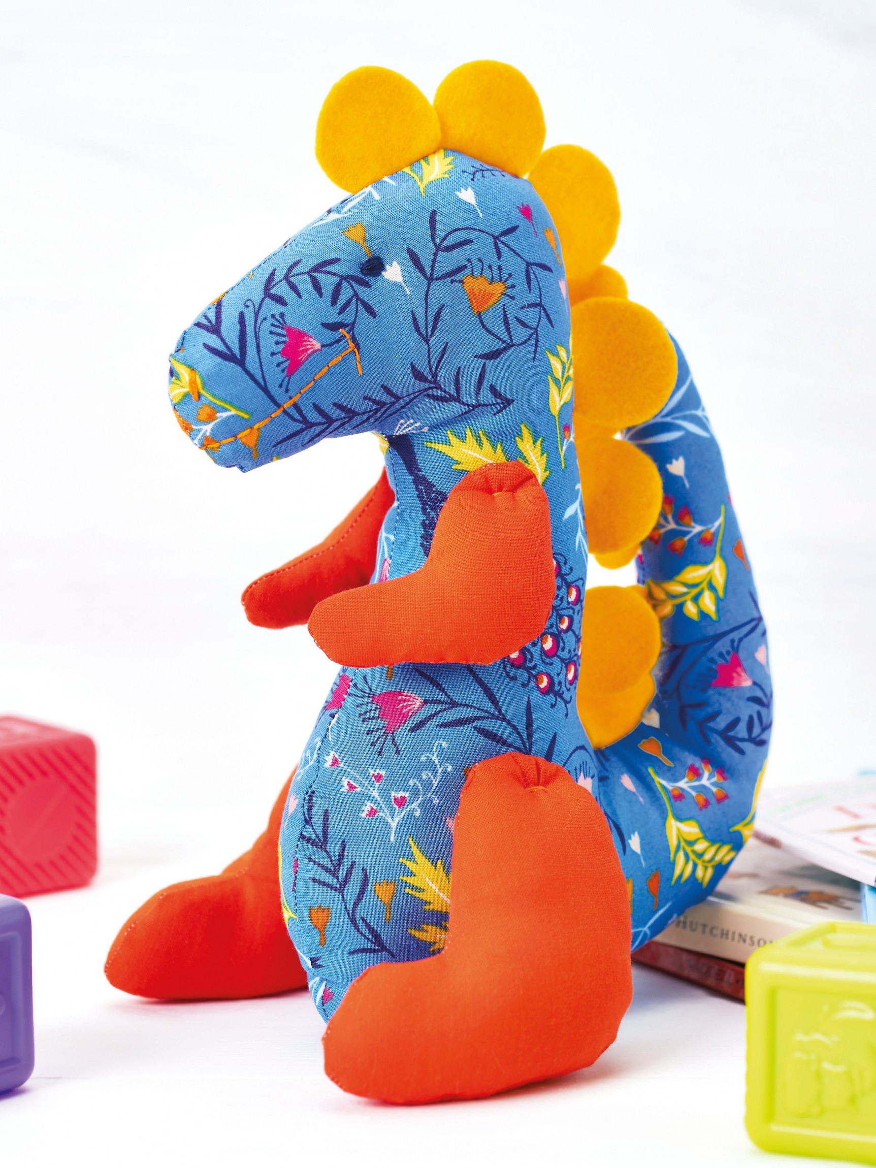 dermot-the-dinosaur-free-sewing-patterns-sew-magazine