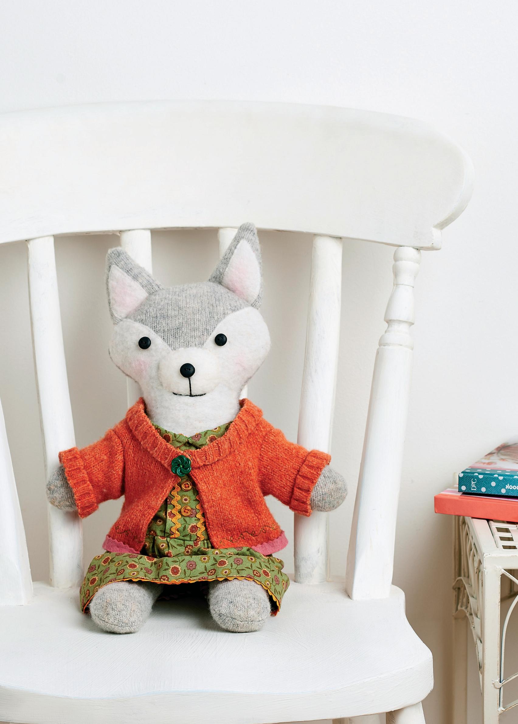 FOX PILLOW SEWING PATTERN, cute stuffed animal toy